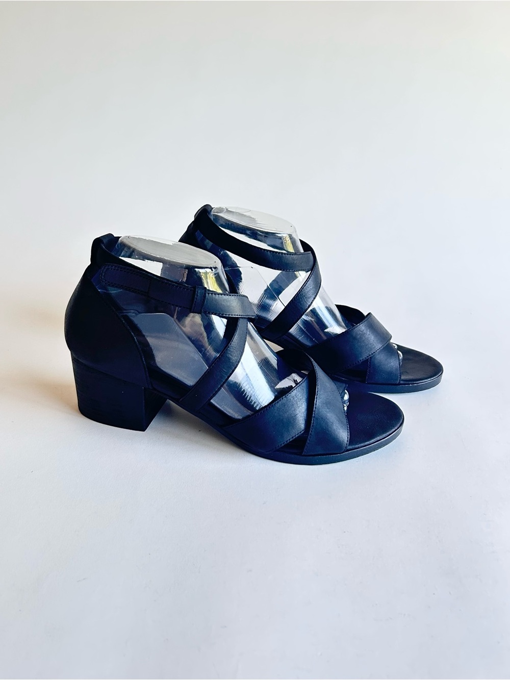 Eileen Fisher Black Leather Ankle Strap Block Heel Sandals size 9